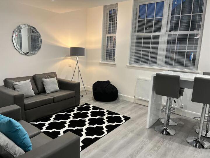 Watford Central - Modern, Spacious And Bright 1 Bed * Watford (Hertfordshire)